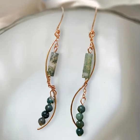 🔥Bohemian Vintage Style Earrings Drop & Dangle Tassel Pendant with Curved Design - Picture 2 of 6